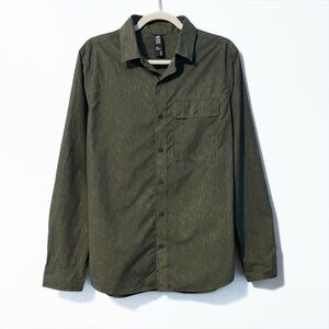 Mountain Hardwear | Men's Raindrop Camo Button-Up Shirt